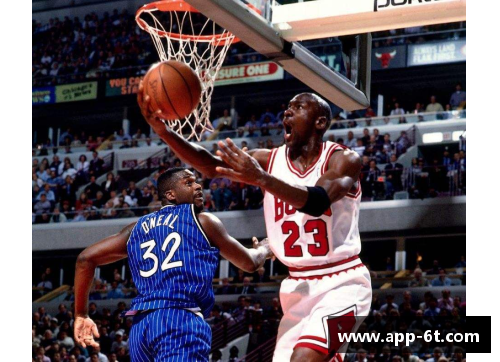新浪NBA：詹姆斯与杜兰特的季后赛对决引发全球球迷热议